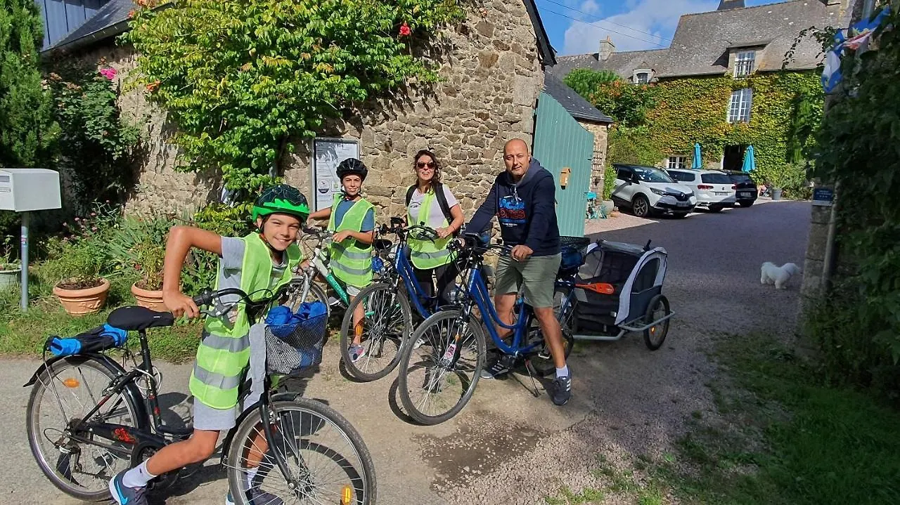 La Vallee Du Launay Taden